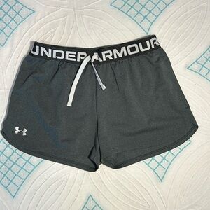 Under Armour | Girls Gray Active Shorts | Size Youth Large